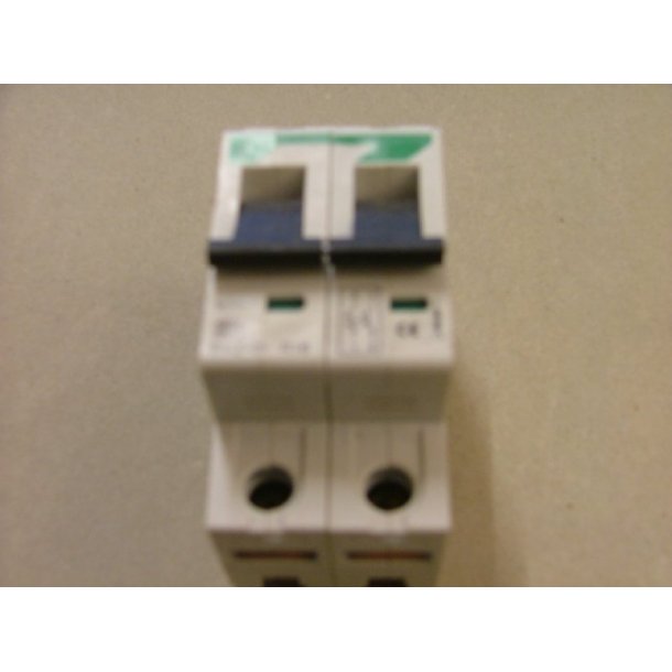 AUTOMATSIKRING 16A R KARAKTERISTIK 2P