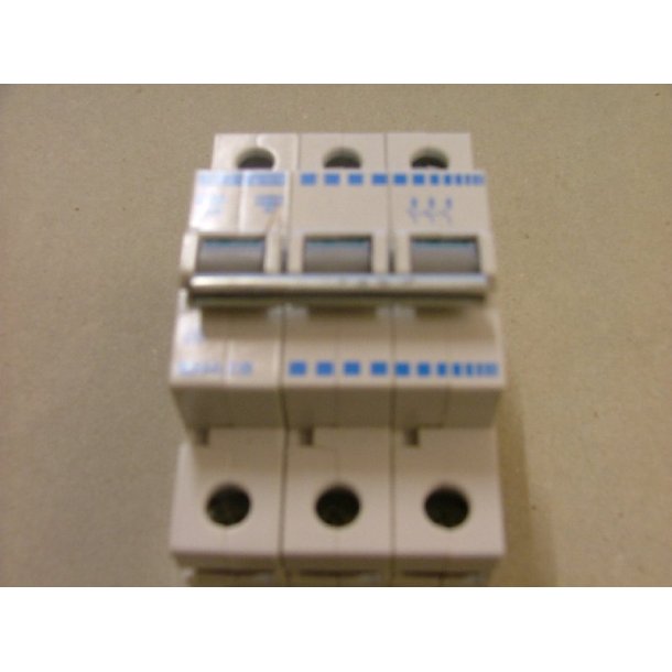 AUTOMATSIKRING 20A C KARAKTERISTIK 3P