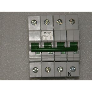AUTOMATSIKRING 13A C KARAKTERISTIK 3P+N