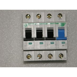 AUTOMATSIKRING 16A C KARAKTERISTIK 3P+N