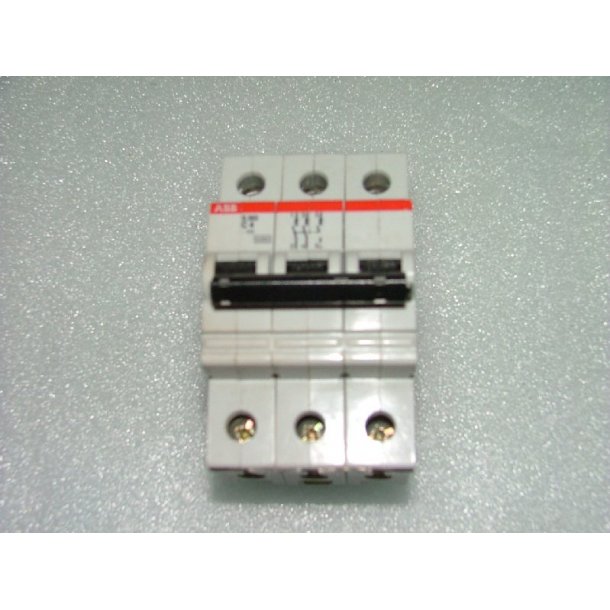 AUTOMATSIKRING 4A C KARAKTERISTIK 3P