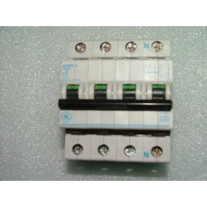 AUTOMATSIKRING 3A C KARAKTERISTIK 3P+N