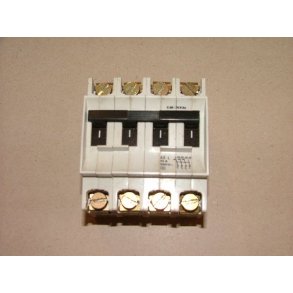 AUTOMATSIKRING 10A L KARAKTERISTIK 3P+N