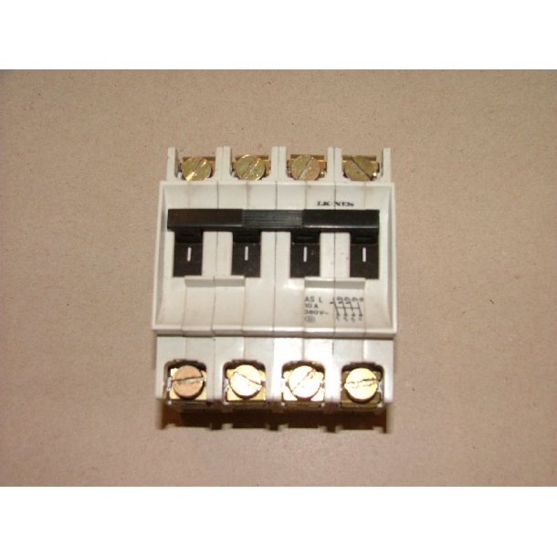 AUTOMATSIKRING 10A L KARAKTERISTIK 3P+N