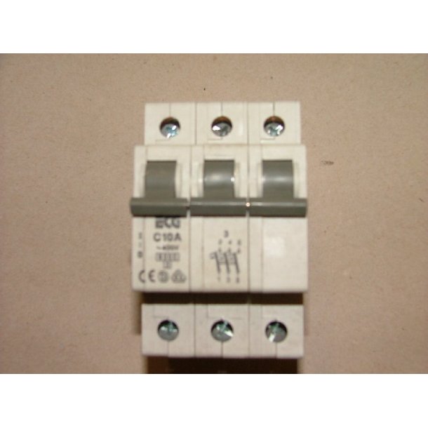 AUTOMATSIKRING 10A C KARAKTERISTIK 3P