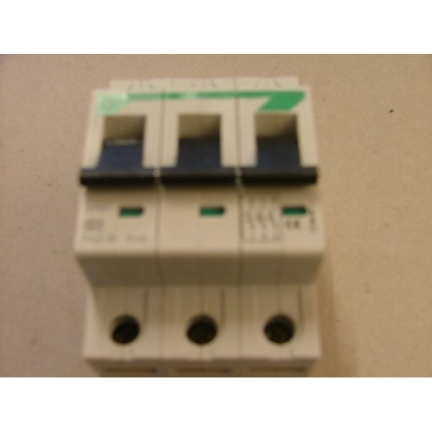 AUTOMATSIKRING 10A R KARAKTERISTIK 3P