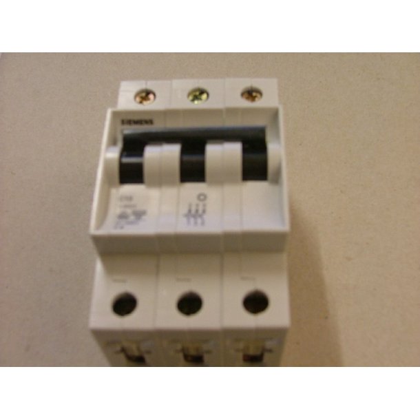 AUTOMATSIKRING 13A C KARAKTERISTIK 3P