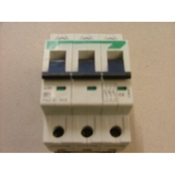 AUTOMATSIKRING 13A R KARAKTERISTIK 3P